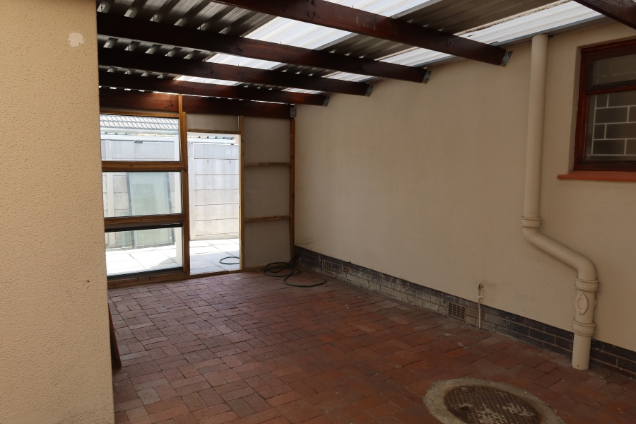 3 Bedroom Property for Sale in Churchill Estate Western Cape